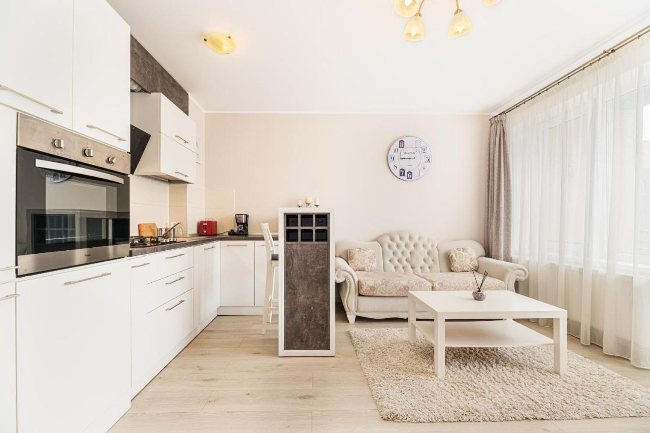 Apartament Belles Roses Brasov Apartment Exterior photo